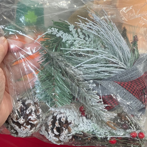 Spritz Holiday Bird Decor Set - Picture 5 of 5